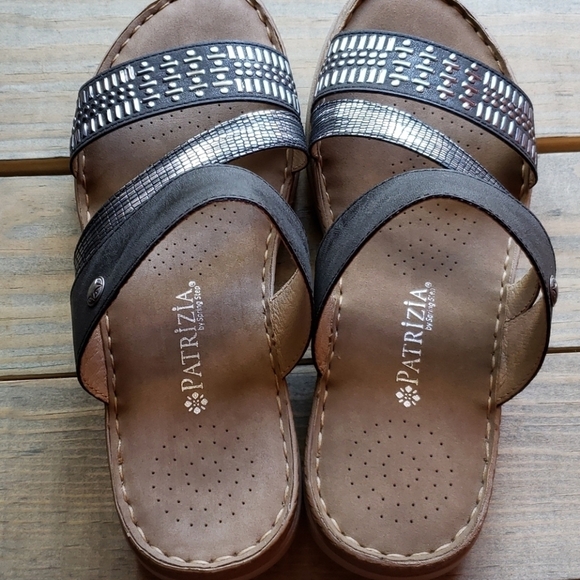 Patrizia Bea Studded Slide Sz 7 - Picture 6 of 7